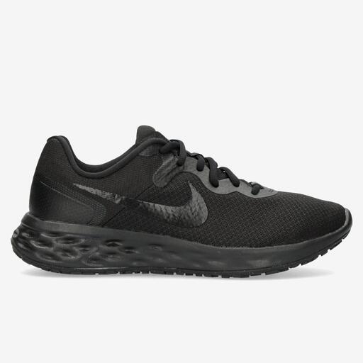Nike Revolution 6