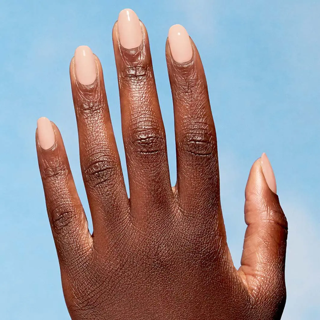 Opi Nature Strong Lakier do paznokci A Clay In The Life 15ml