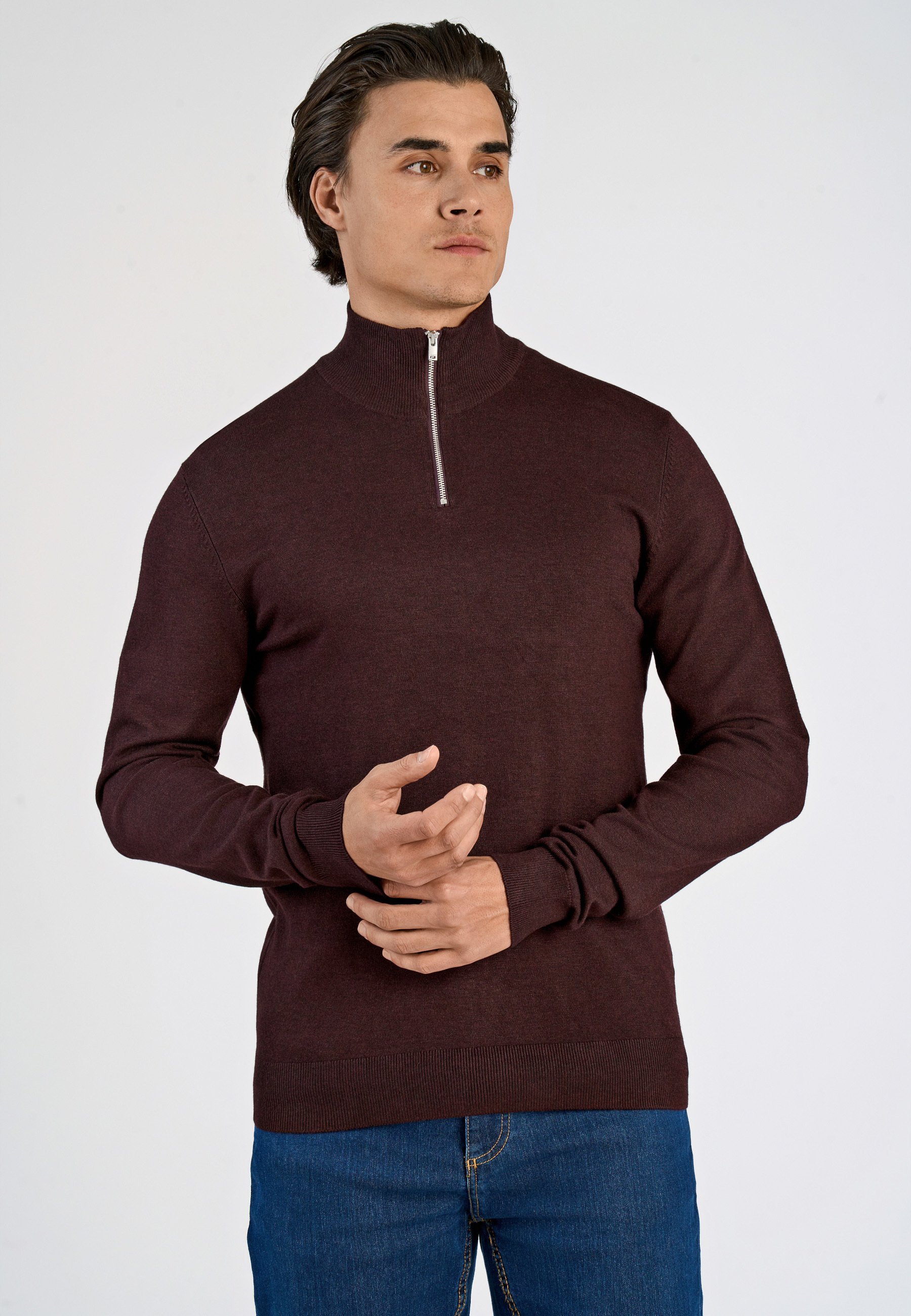 Pull Lindbergh demi-zip - couleur cerise noire