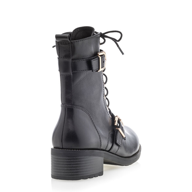 Botas negras de mujer / Botines