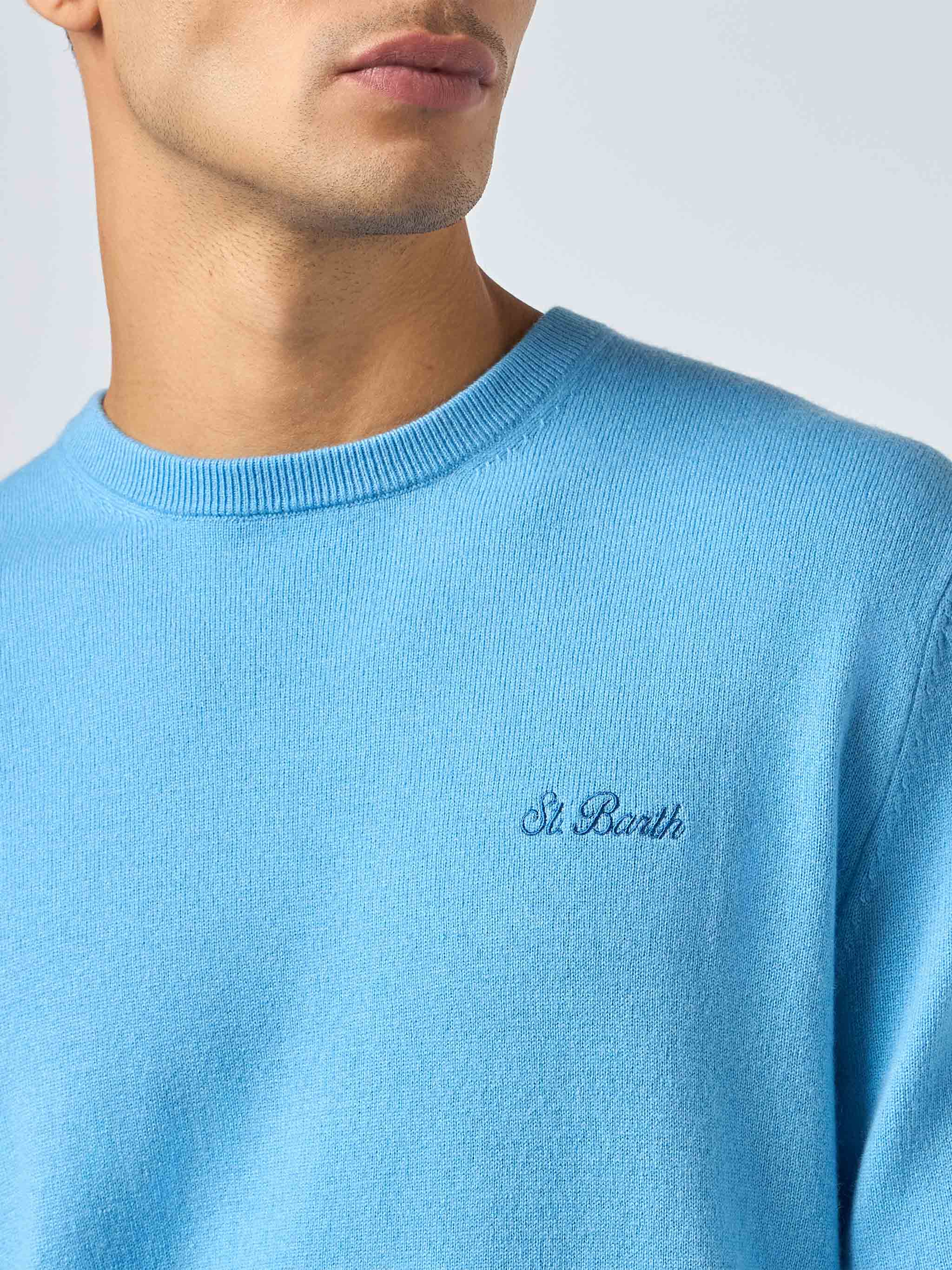 Regent herentrui met ronde hals, poederblauw, van kasjmierblend