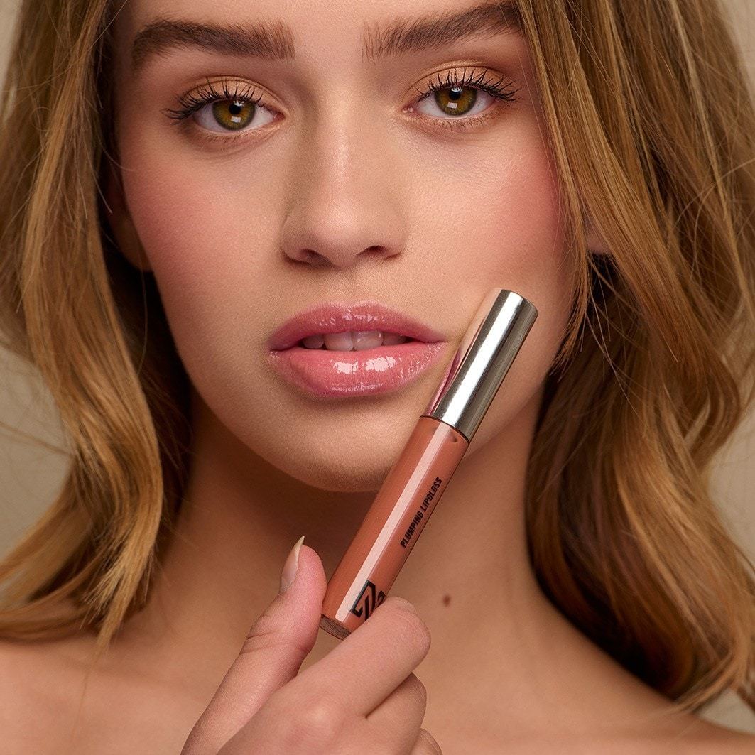 BEAUTY Sjajilo za usne za popunjavanje usana - 9 ml