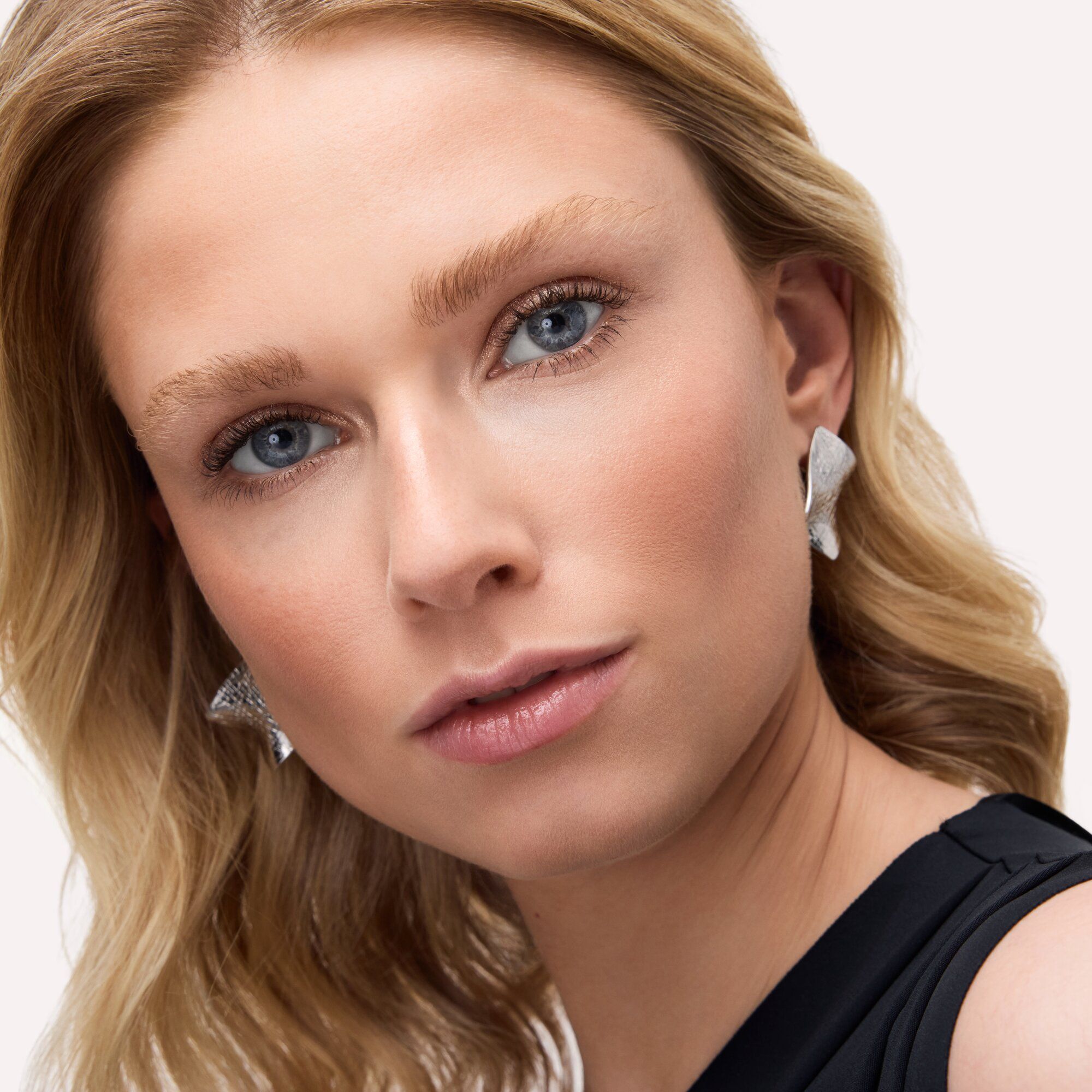 Art Couleurs acu ēnas Acu ēnas