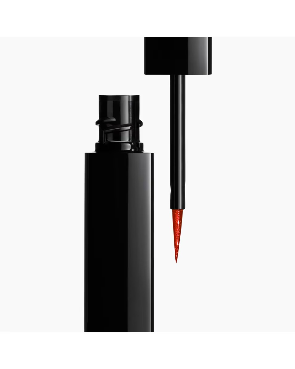 CHANEL LE LINER DE CHANEL Υγρό eyeliner υψηλής ακρίβειας, μακράς διαρκείας και αδιάβροχο