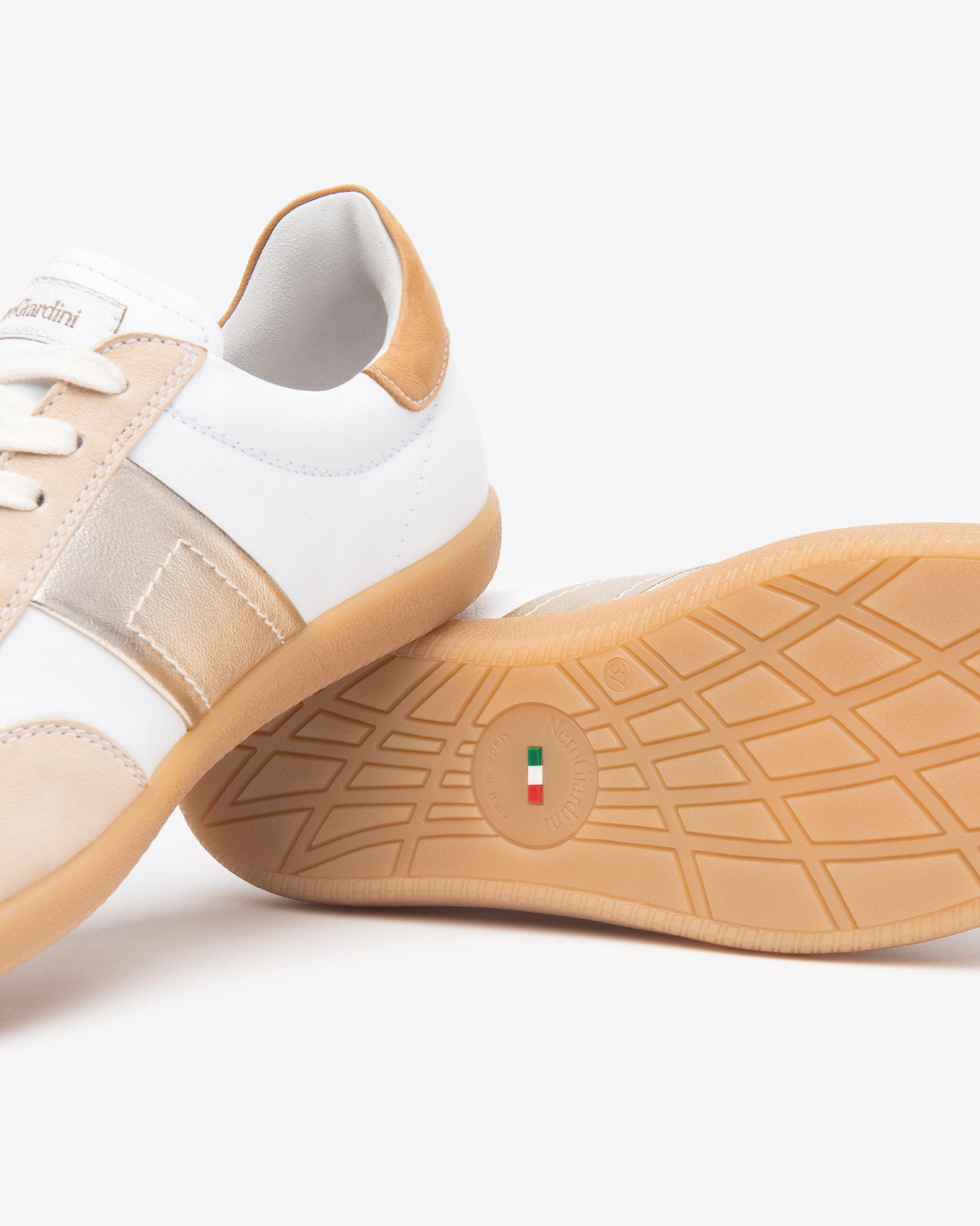 Damen-Sneaker aus Leder und Wildleder