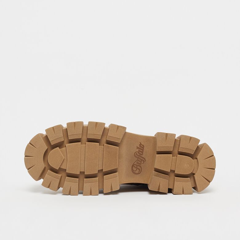 Escape Lace Up Mid