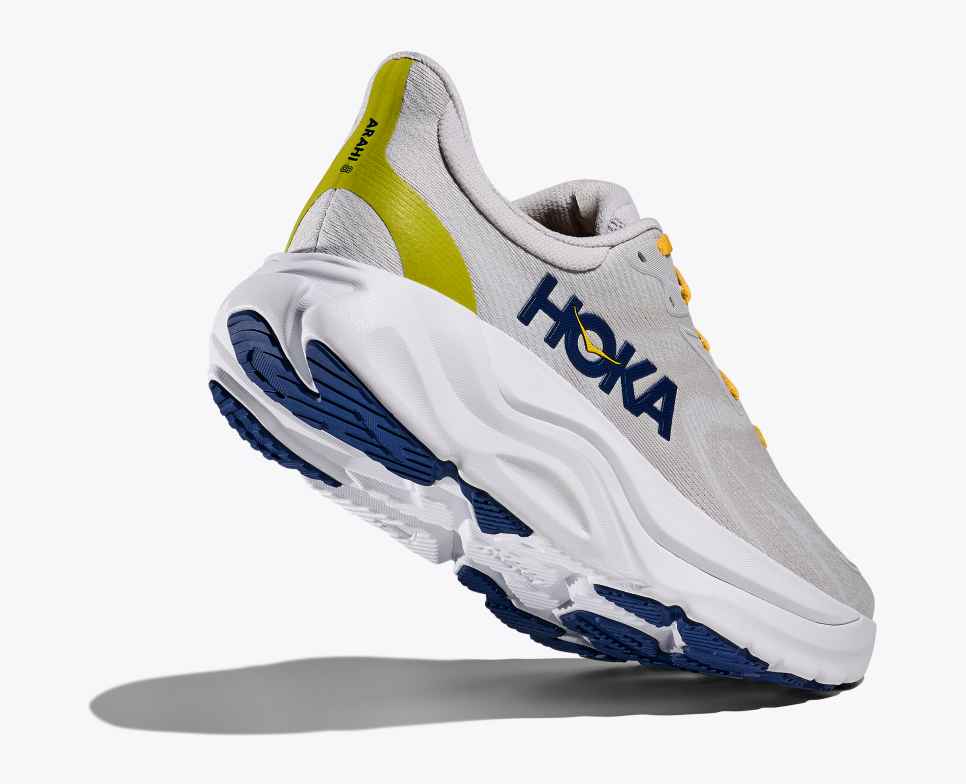 HOKA Arahi 8 Polvo Estelar / Gris Cósmico