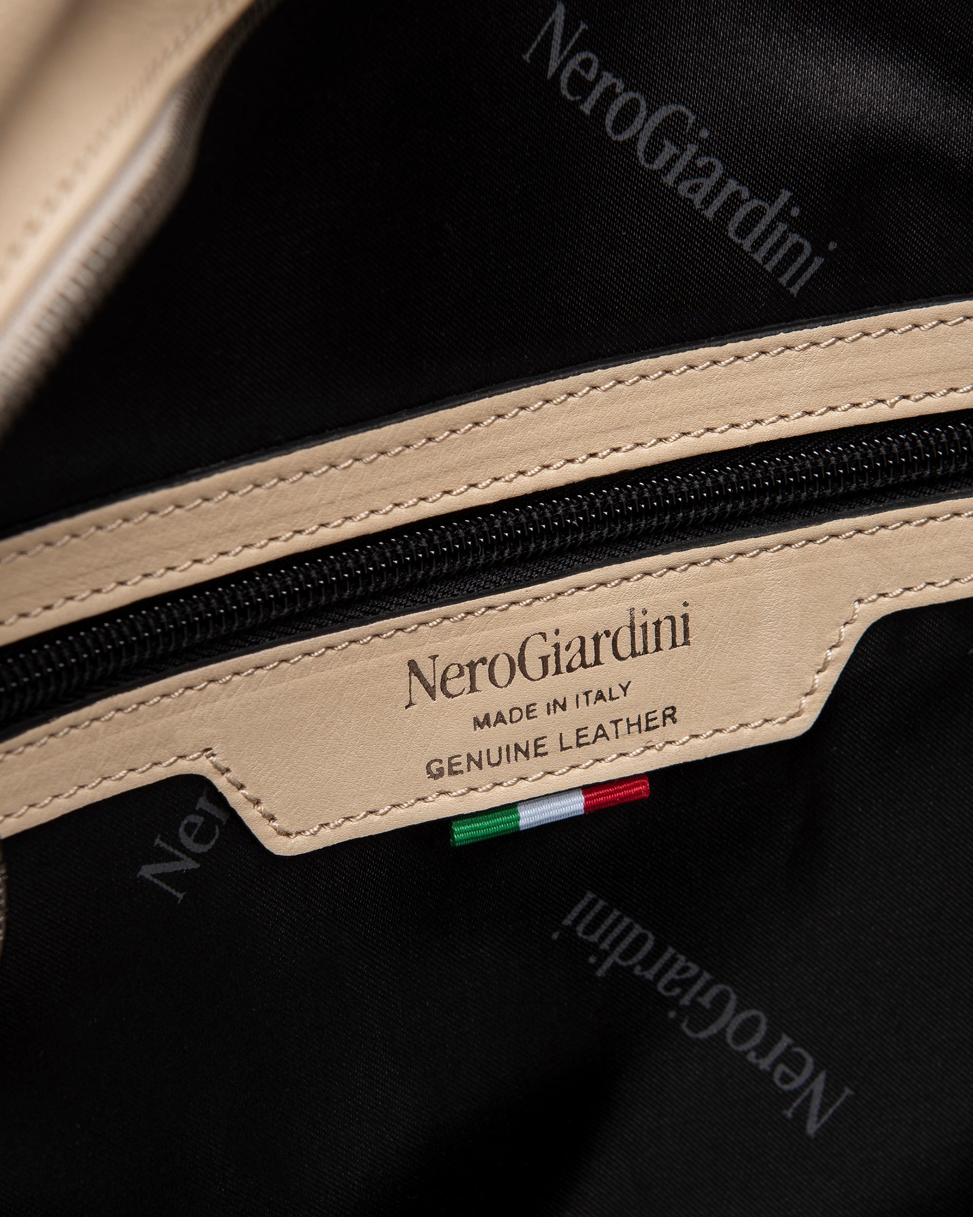  Sac bandoulière en cuir pour femme