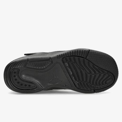 Nike Jordan Max Aura