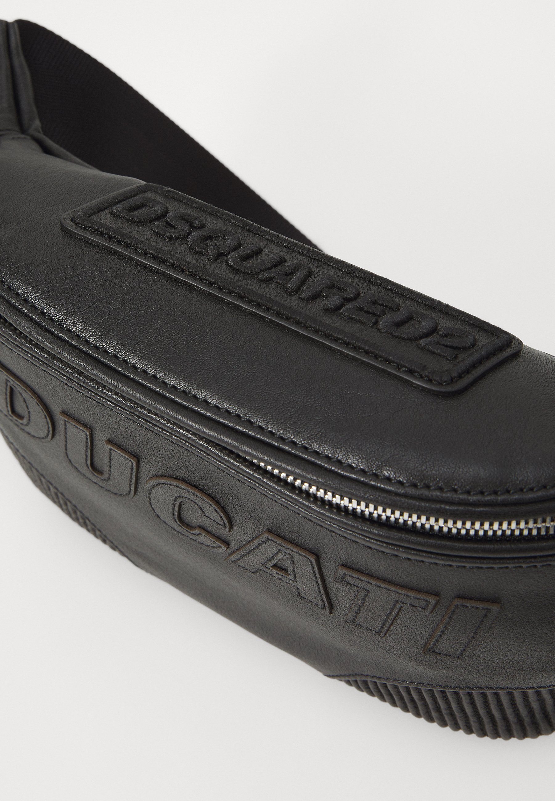 Ľadvinka Dsquared2 DUCATI BAG - Taška - čierna