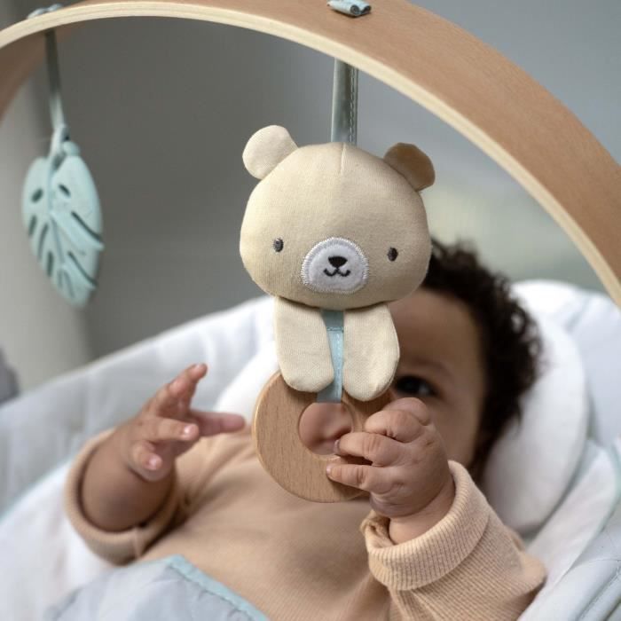 INGENUITY Babybouncer Nate de Beer met houten speelboog, babycadeau