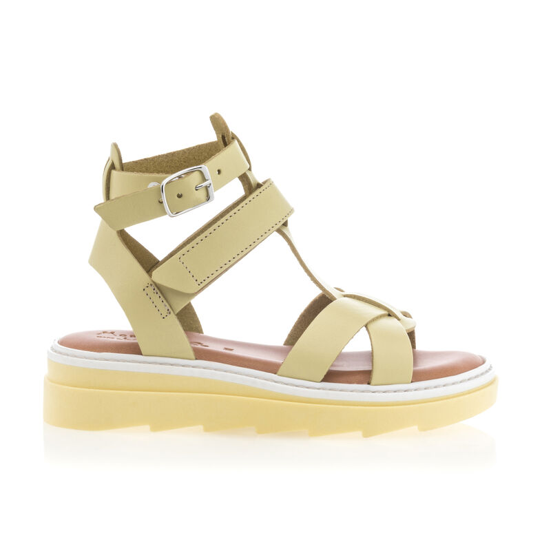 Sandalias amarillas para niña / Zapatos de punta abierta