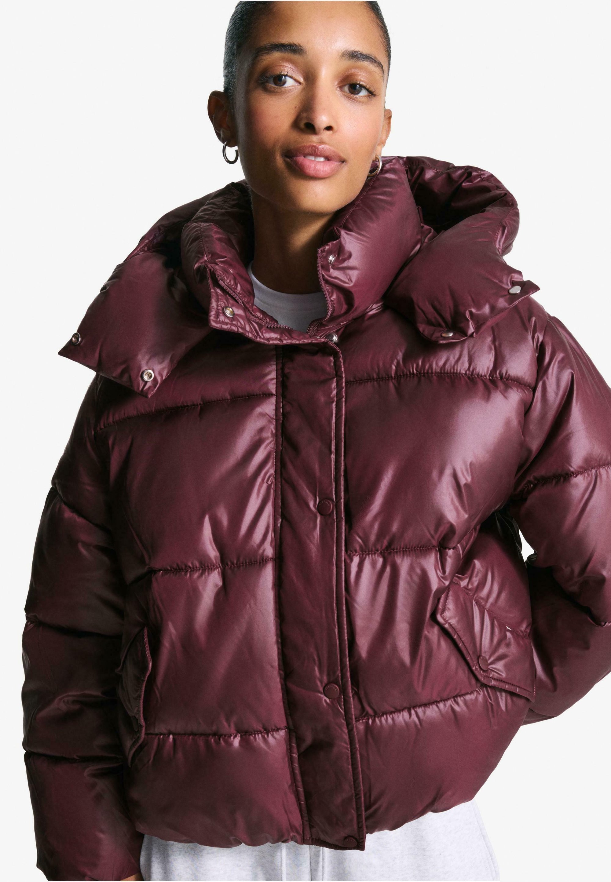 Veste d'hiver Bershka - rouge foncé