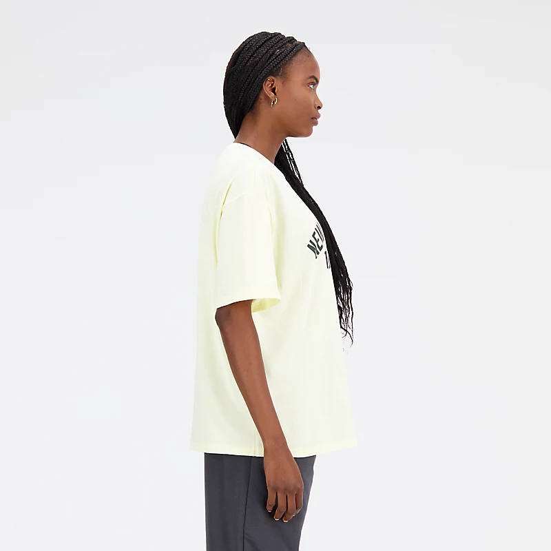 Camiseta feminina Essentials Varsity Oversized – DAWN GLOW
