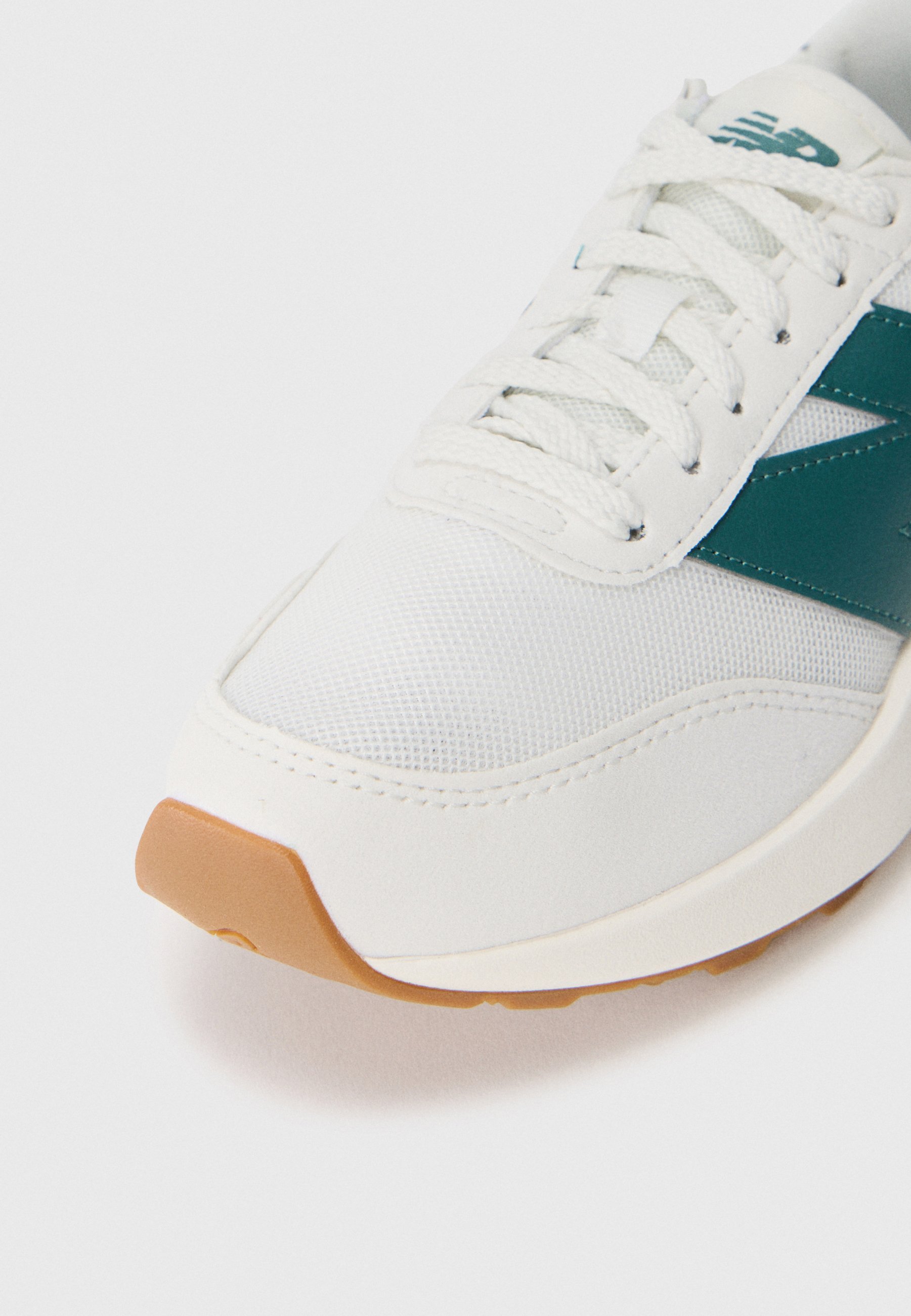 New Balance 370 - Trampki - odbicie