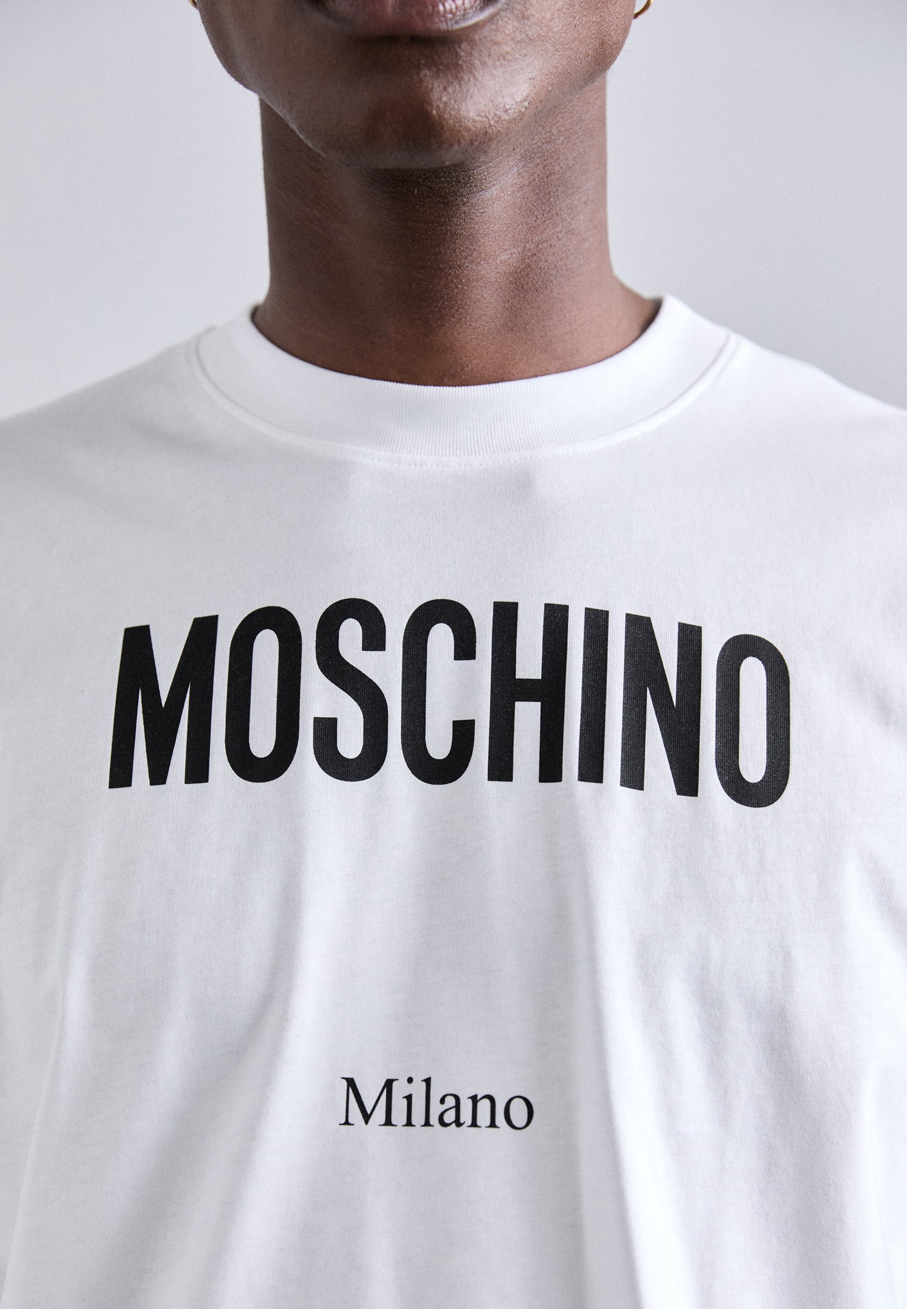 MOSCHINO MILANO - T-shirt stampata - bianca