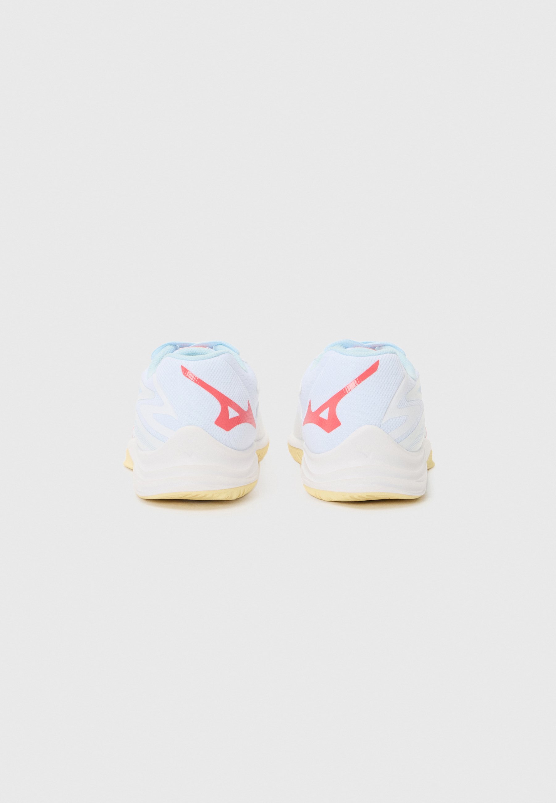 Mizuno THUNDER BLADE Z - Volleyballsko - white/calypso coral/pale banana