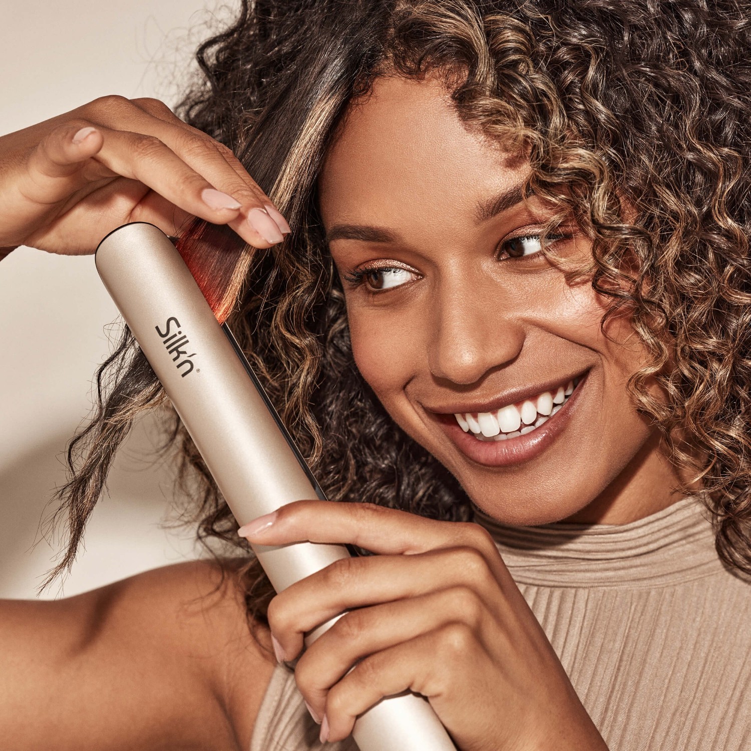 Silk'n SilkyStraight преса за косу - 1 комад