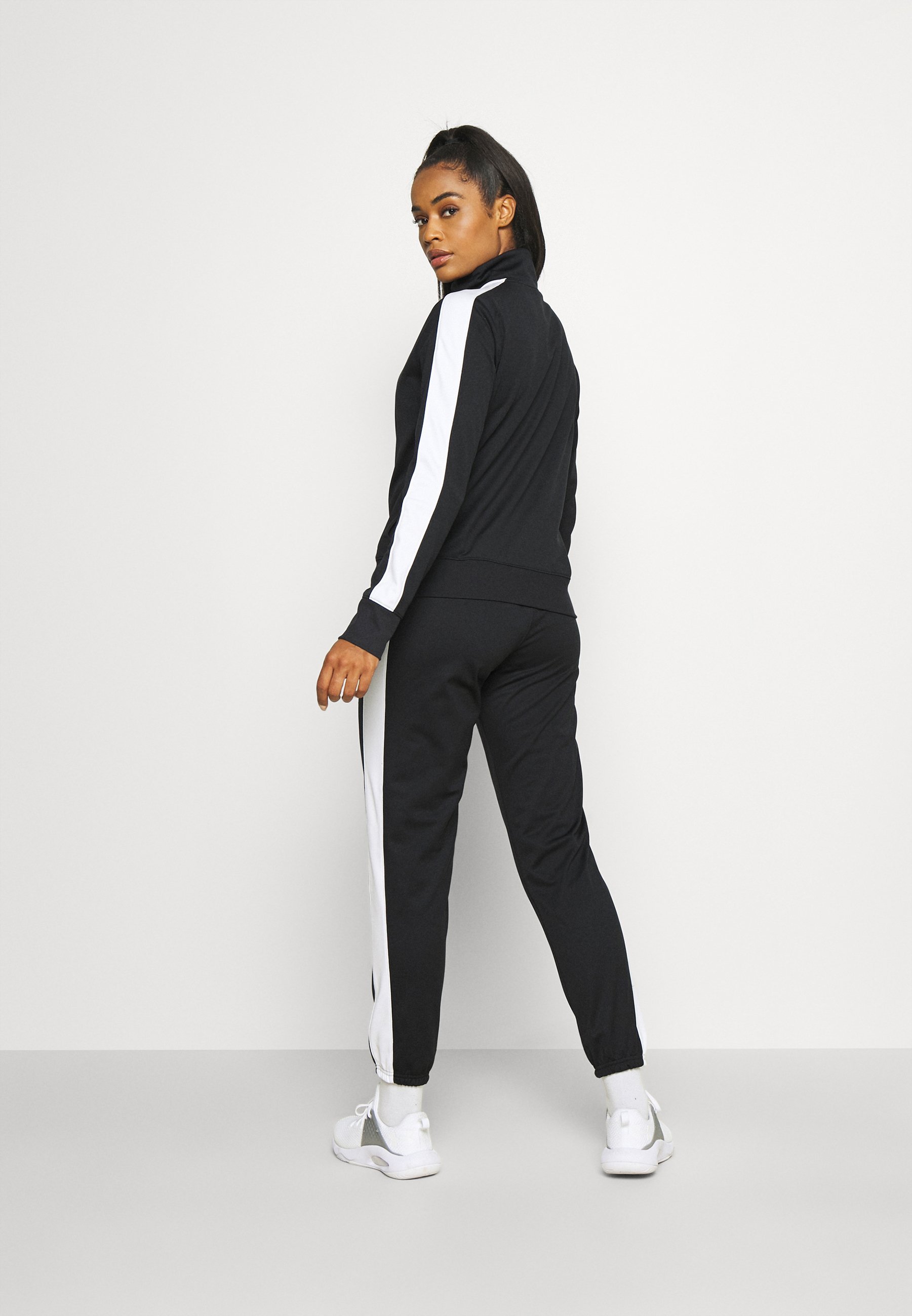 Completo sportivo Under Armour in tricot - Tuta - nero