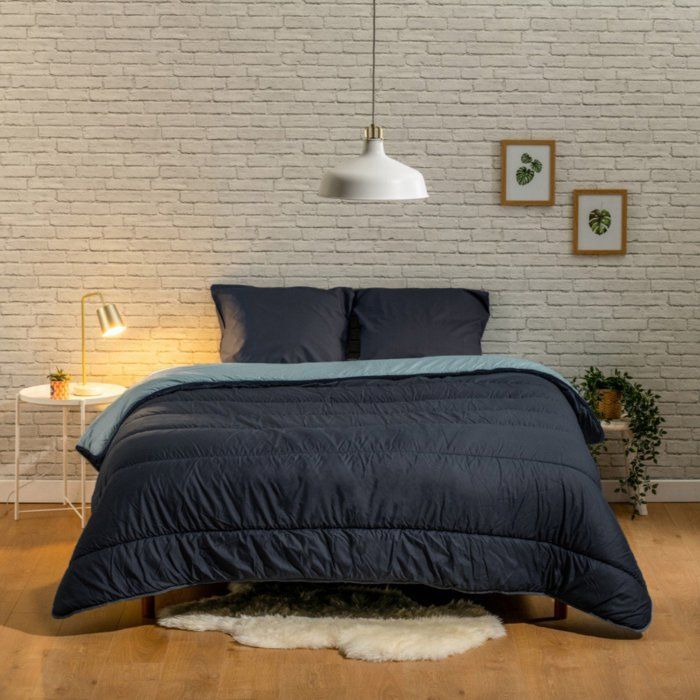 Warmer, zweifarbig bedruckter Bettbezug, 140 x 200 cm, für ein Bett (90 x 190 cm). Kontrastierendes Design – Wendbar – Weiche Mikrofaser – BLAU CALIN