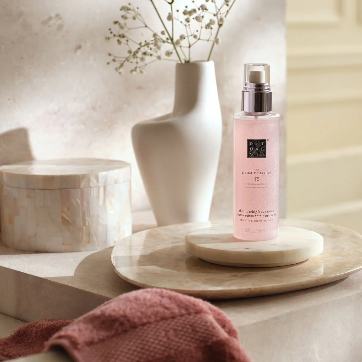 The Ritual of Sakura Spray Corpo Illuminante - Olio Corpo