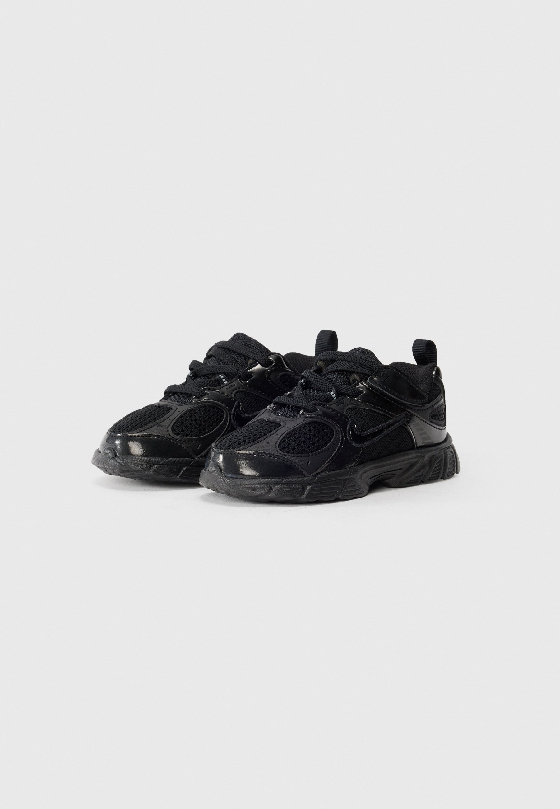 Nike Sportswear V5 UNISEX - Scarpe da ginnastica - nere