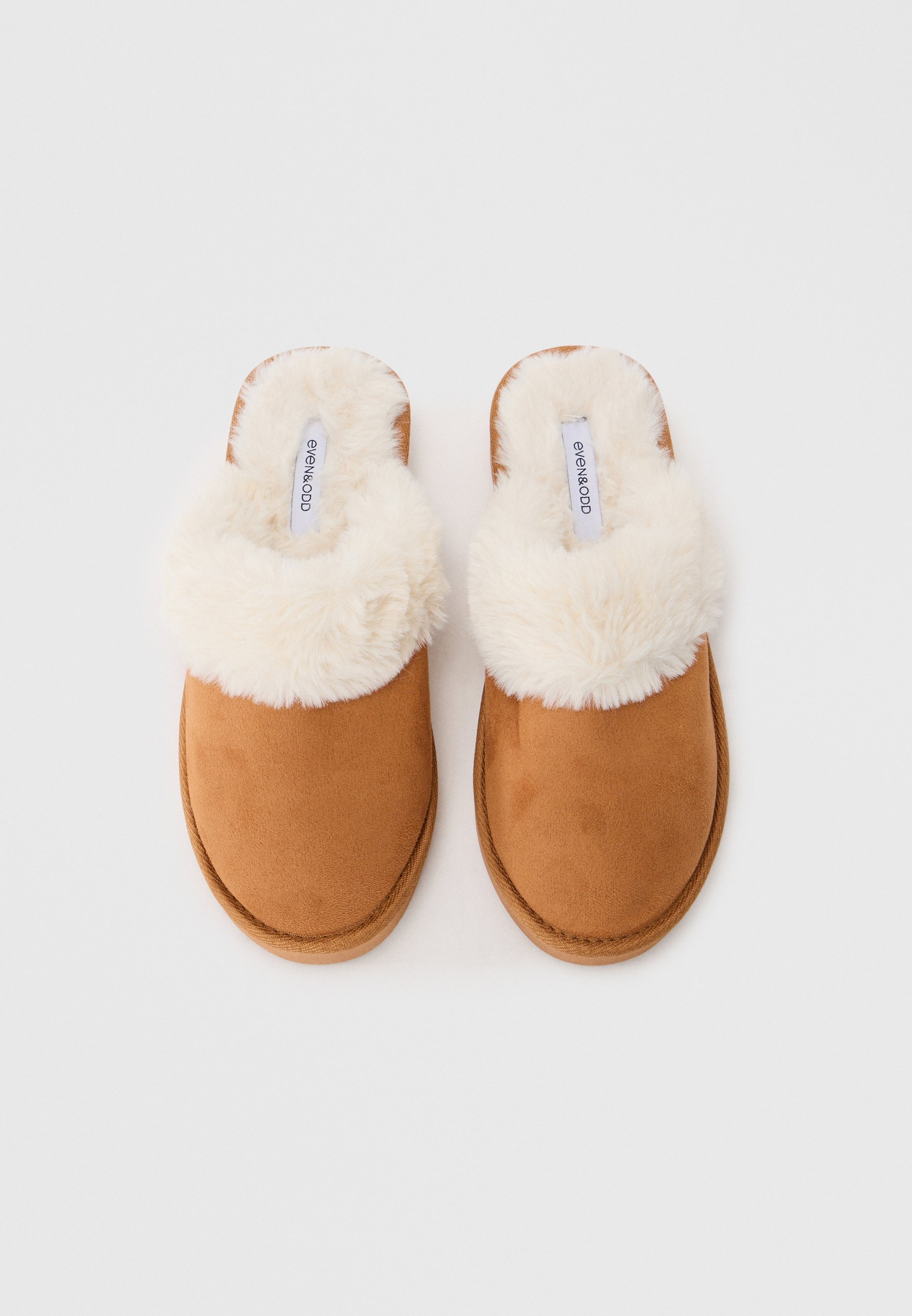 Pantofole Even&Odd a pianta larga - color cognac