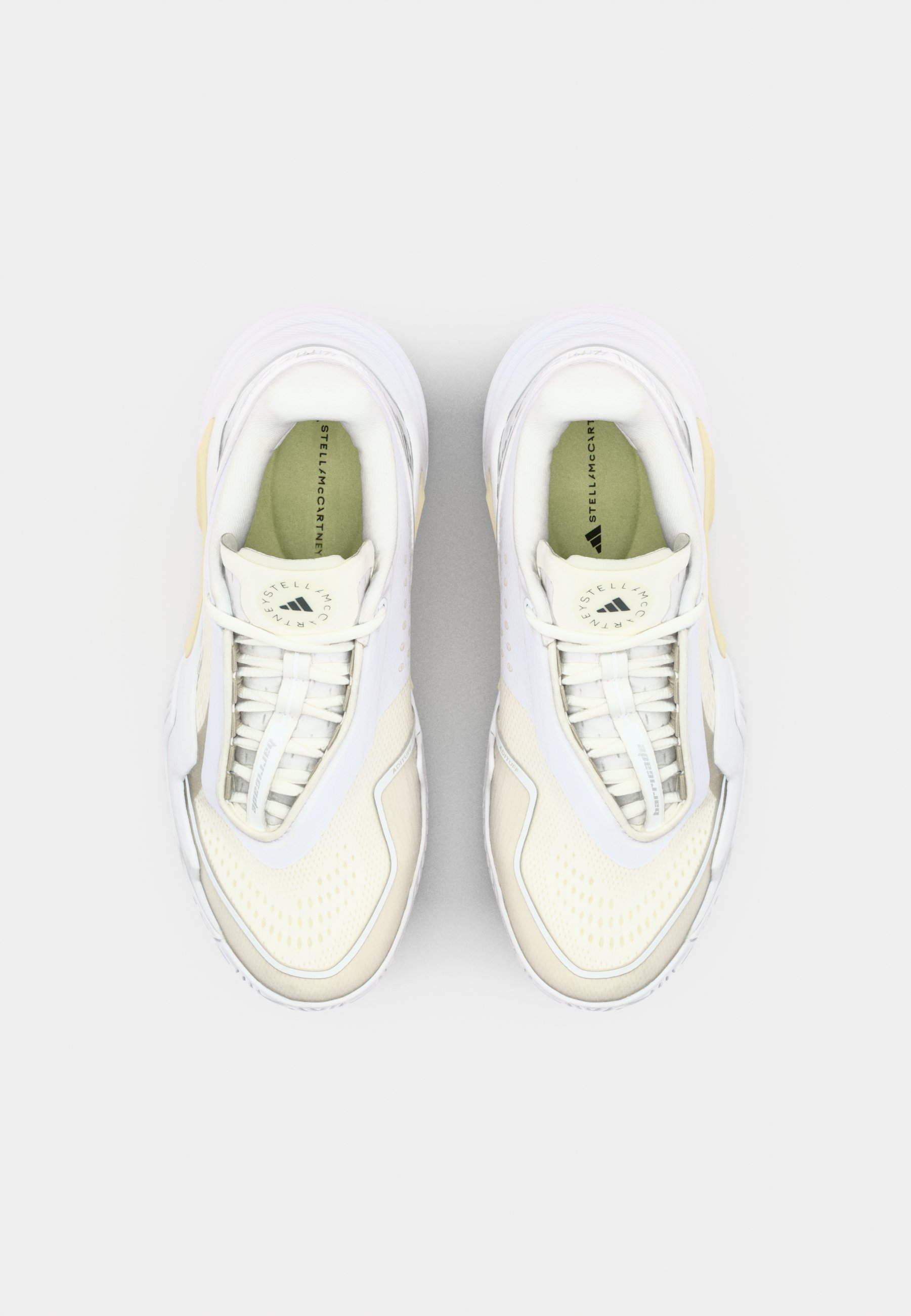 adidas Performance ASMC BARRICADE - Mitmeväljaku tennisejalatsid - jalanõuvalge/mandlipiima/pajuhall