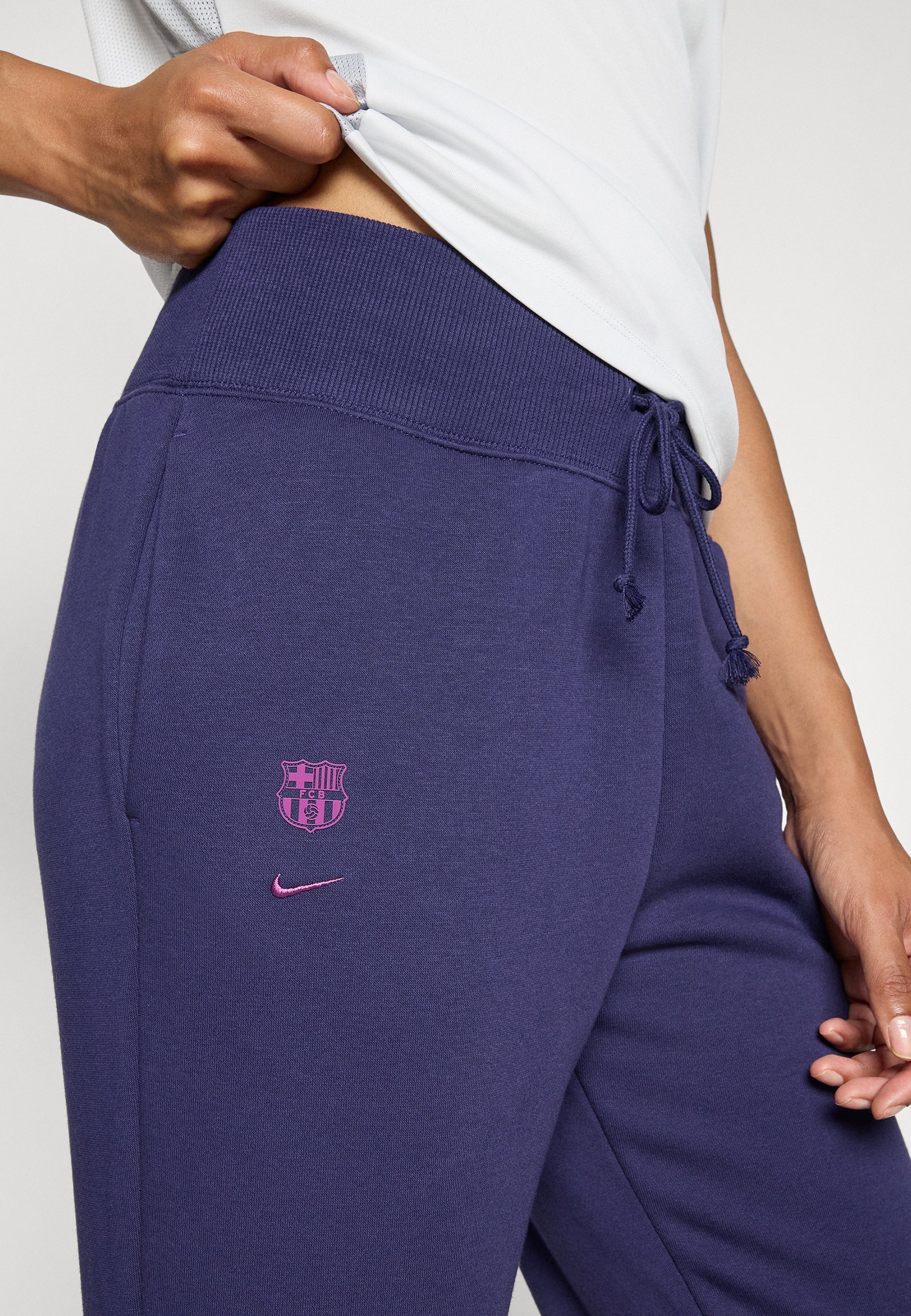 Nike Performance FC BARCELONA PHOENIX FLEECE - Clubkleding - imperiaal paars/helder druif