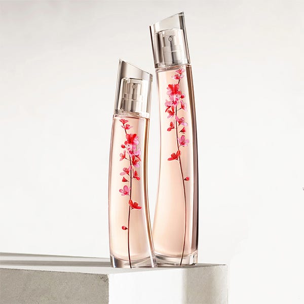 Kenzo Ikebana virágai