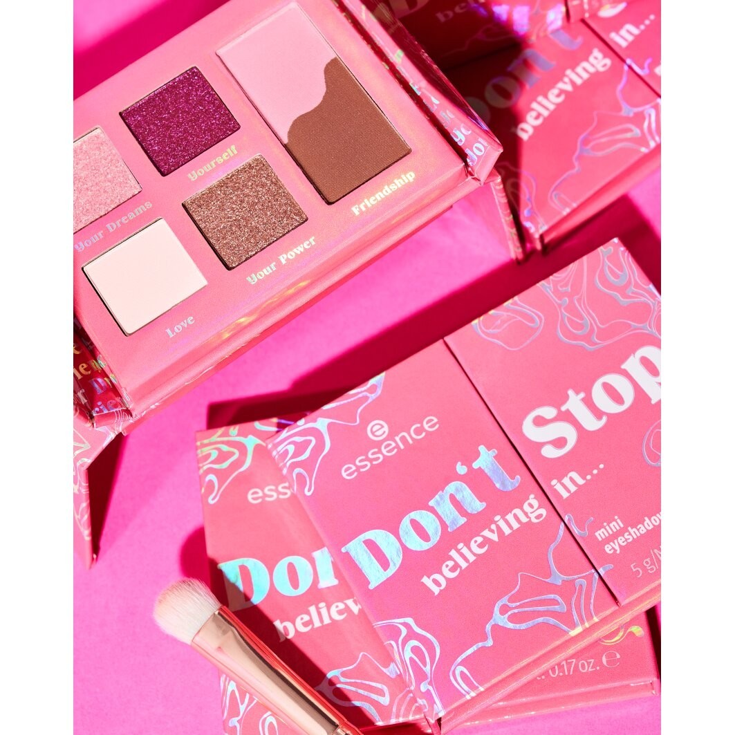 Essence Don't Stop believing in... mini eyeshadow palette