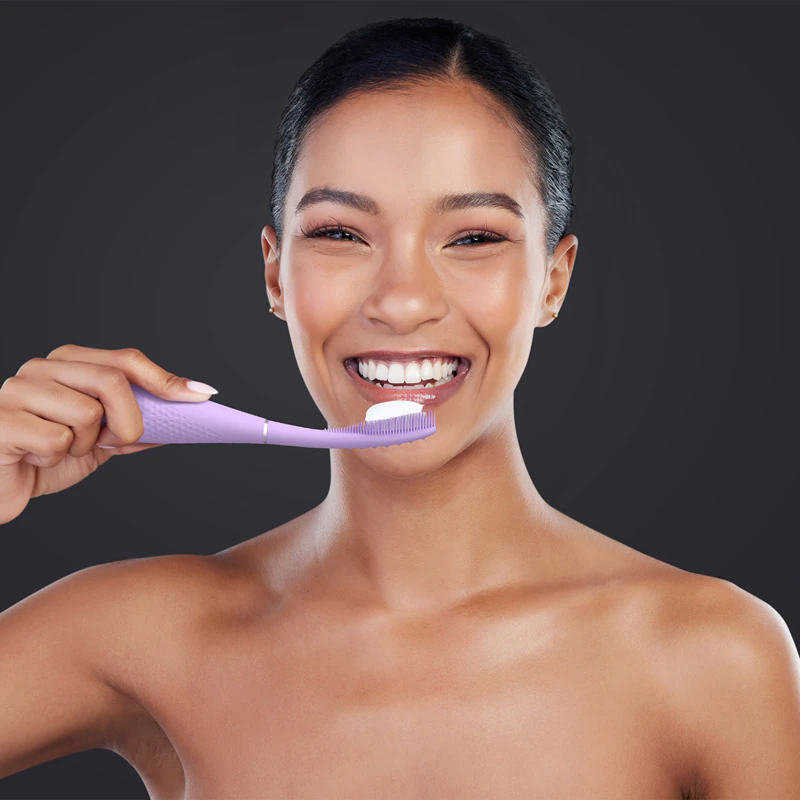 Escova de dentes elétrica FOREO ISSA™ 4 Plus