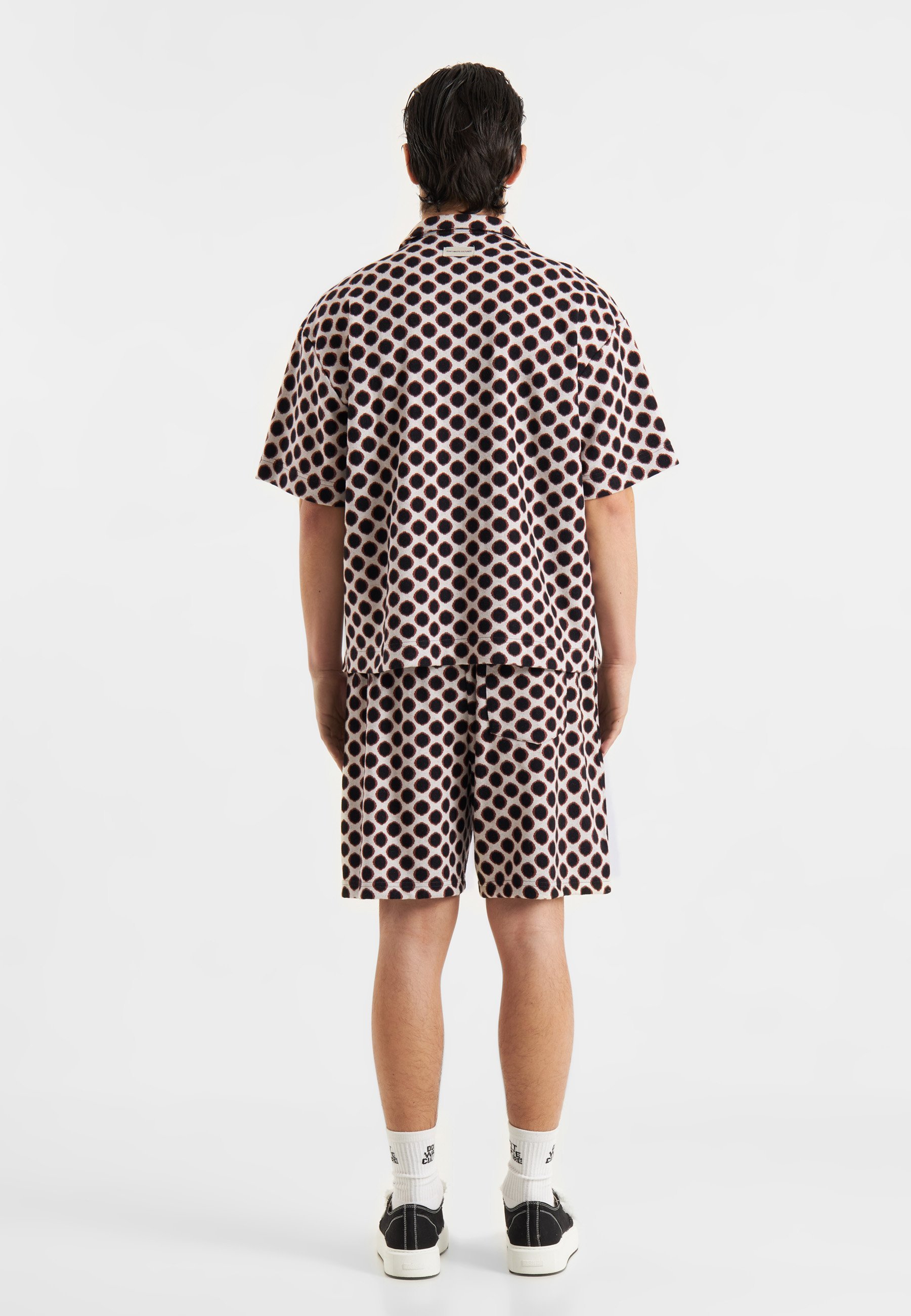 Don't Waste Culture ESMIRA UNISEX - Shorts - crème/zwart