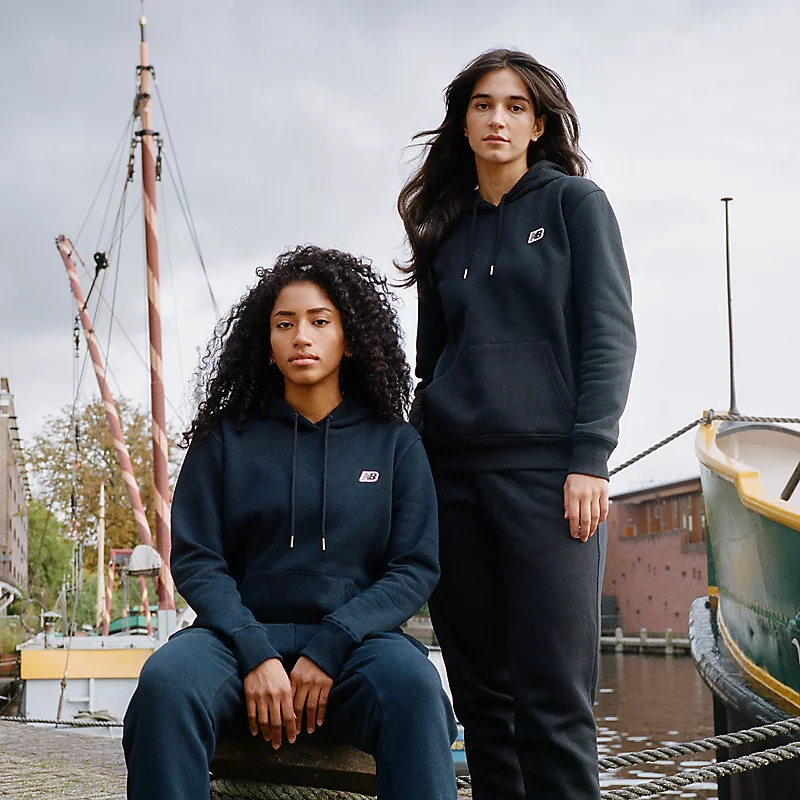 Women's NB Small Logo Hoodies - ECLIPSE