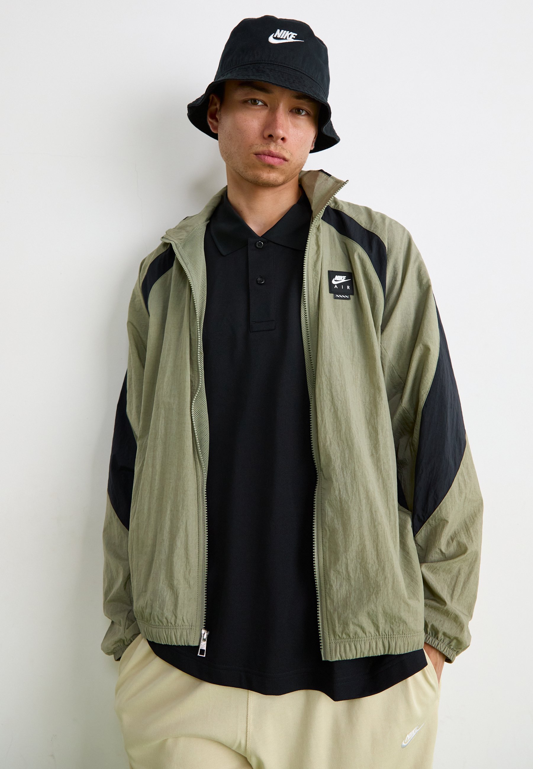 Nike Sportswear tussenjassen