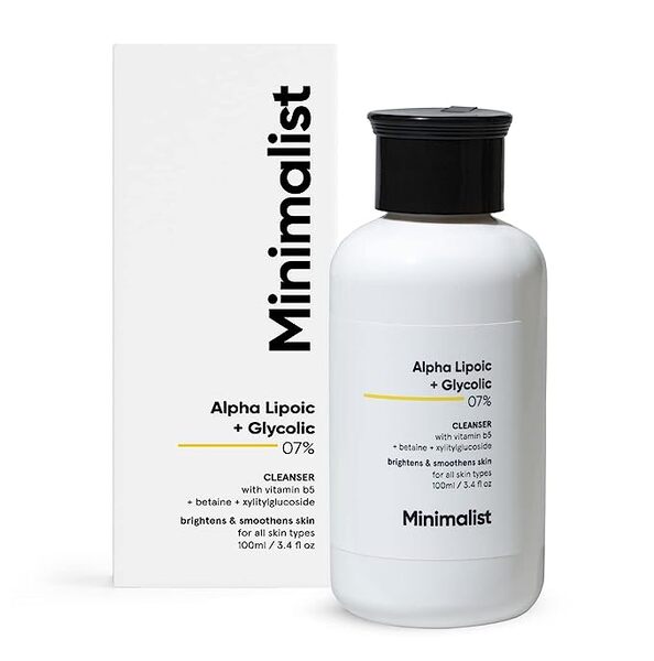 Minimalistische glycolzuur gezichtsreiniger voor een stralende en zachte huid