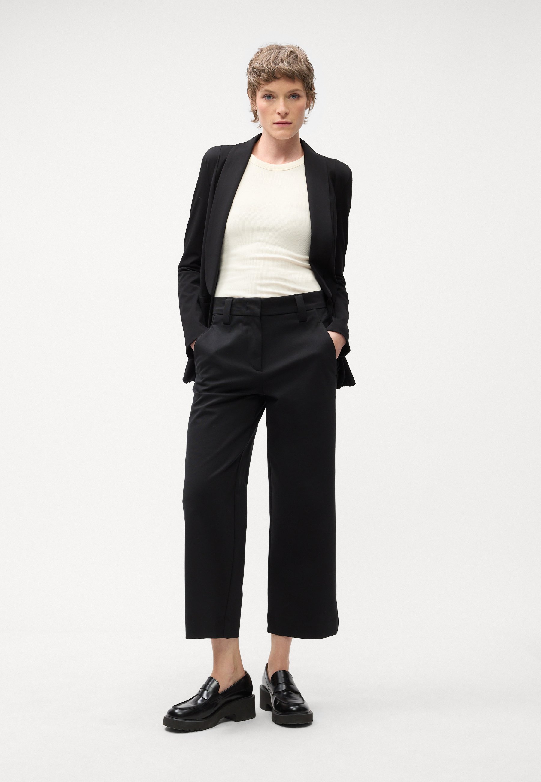 Marc O'Polo Broek met gemiddelde taille, wijde pijpen en cropped model - Broek - zwart