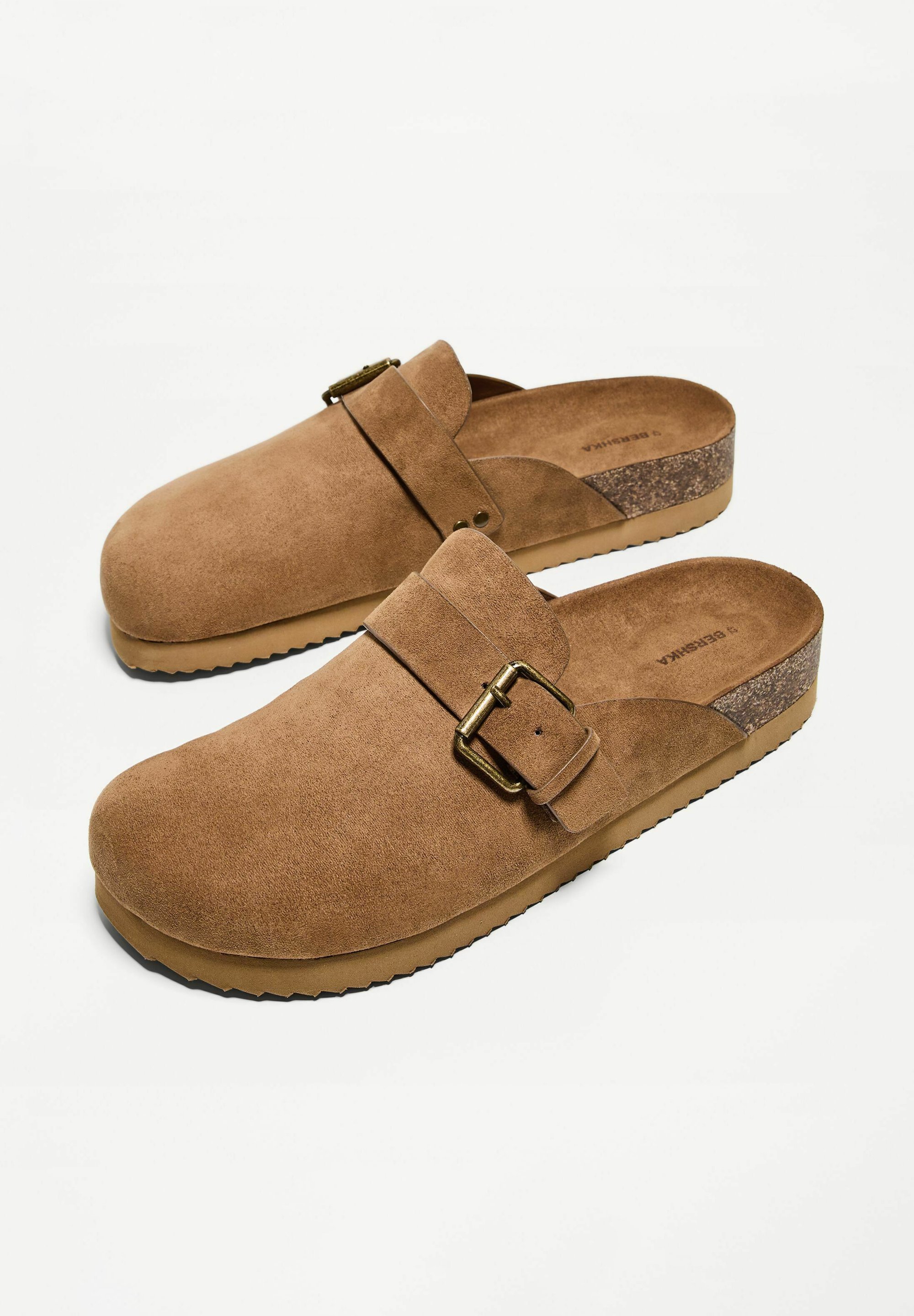 Mules Bershka - marroni