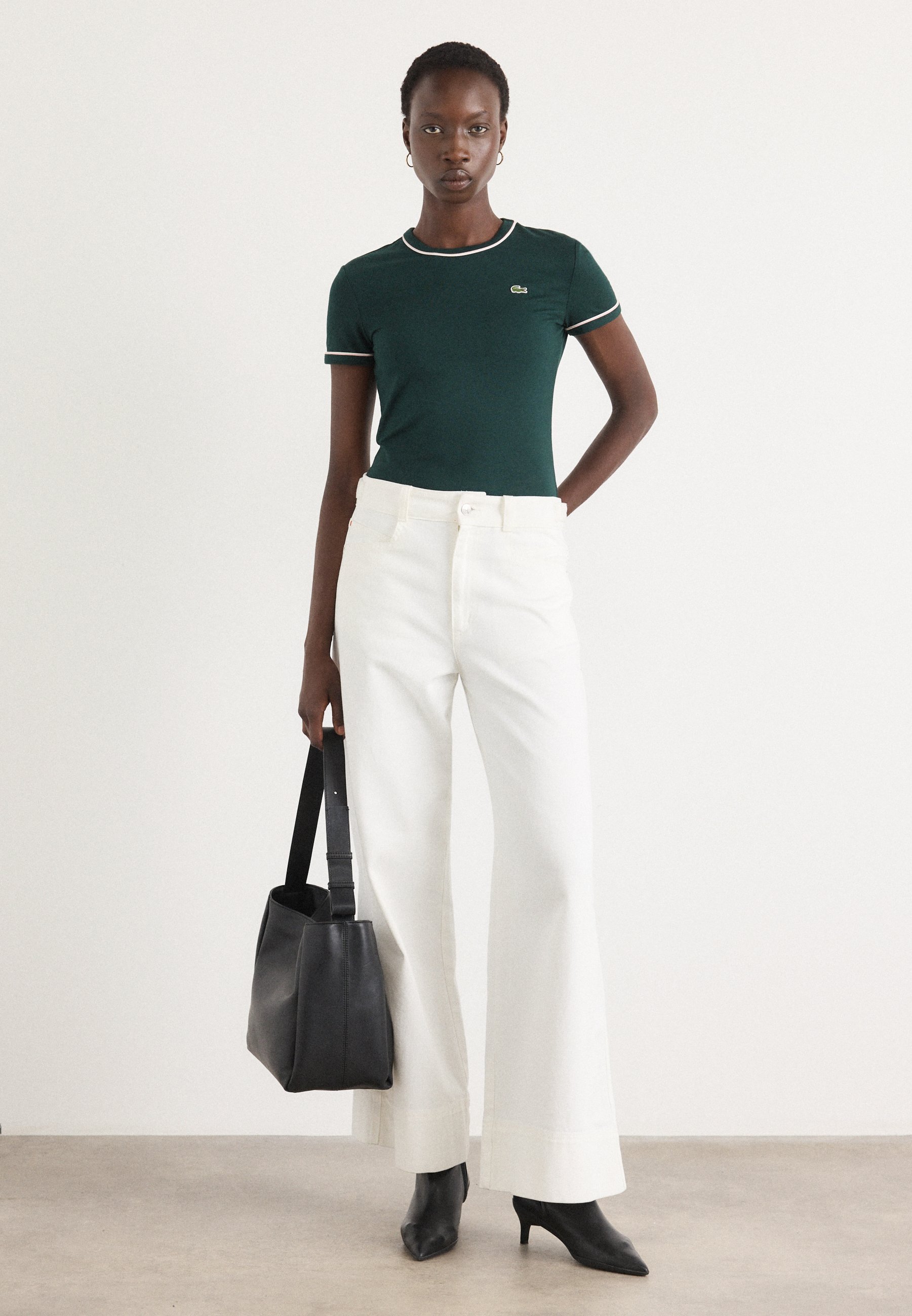 Camiseta básica Lacoste - sinople/flour/nidus