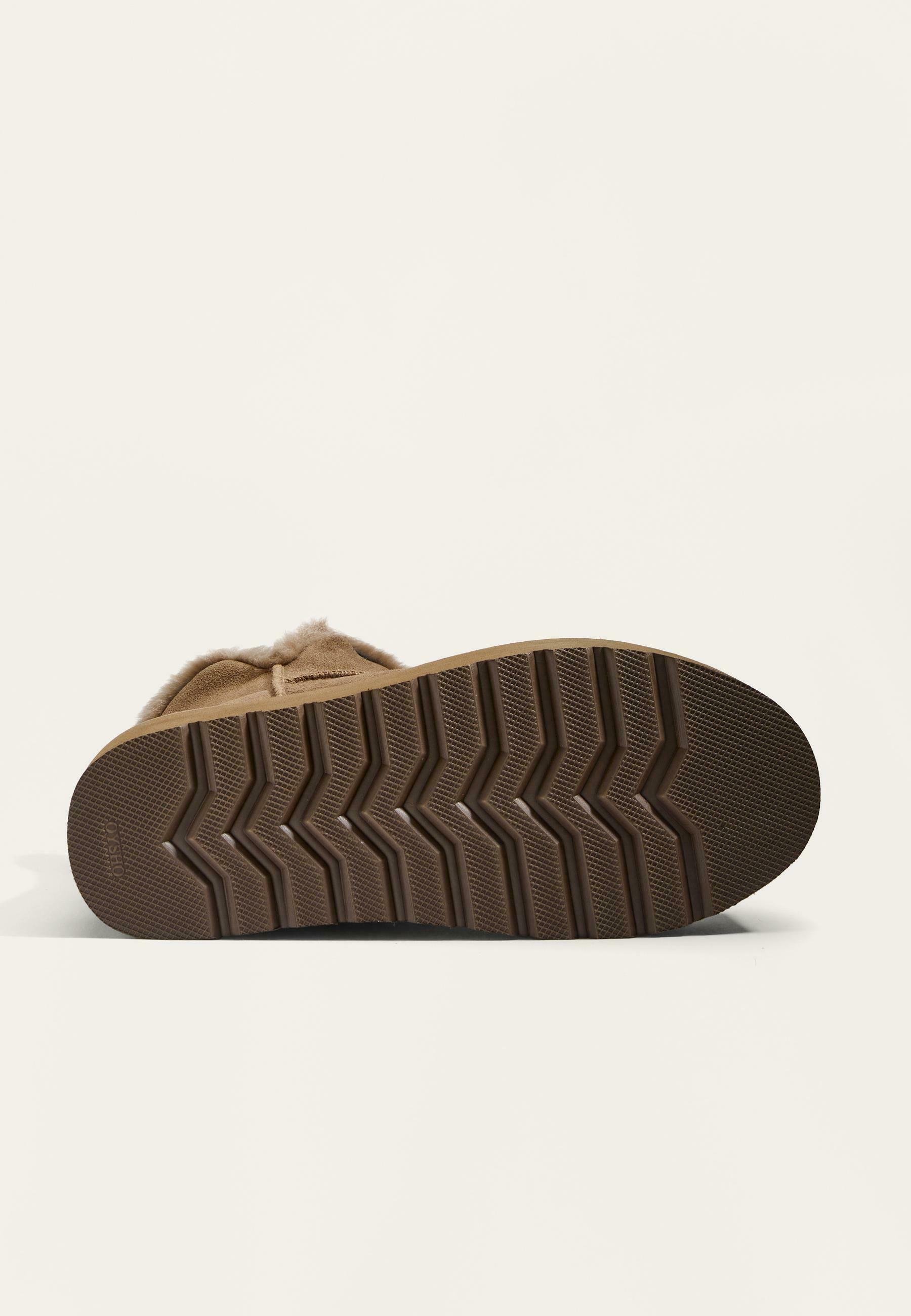 OYSHO winterlaarzen - bruin