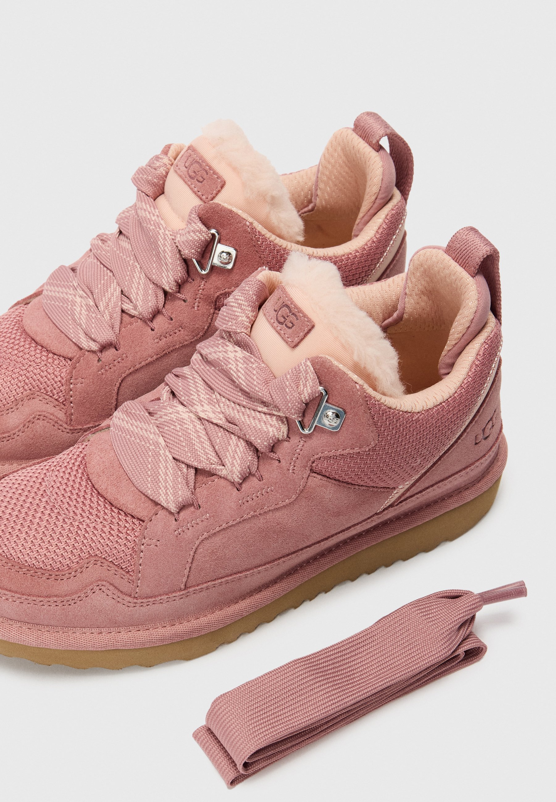 UGG LOWMEL - Scarpe da ginnastica - alba rosa