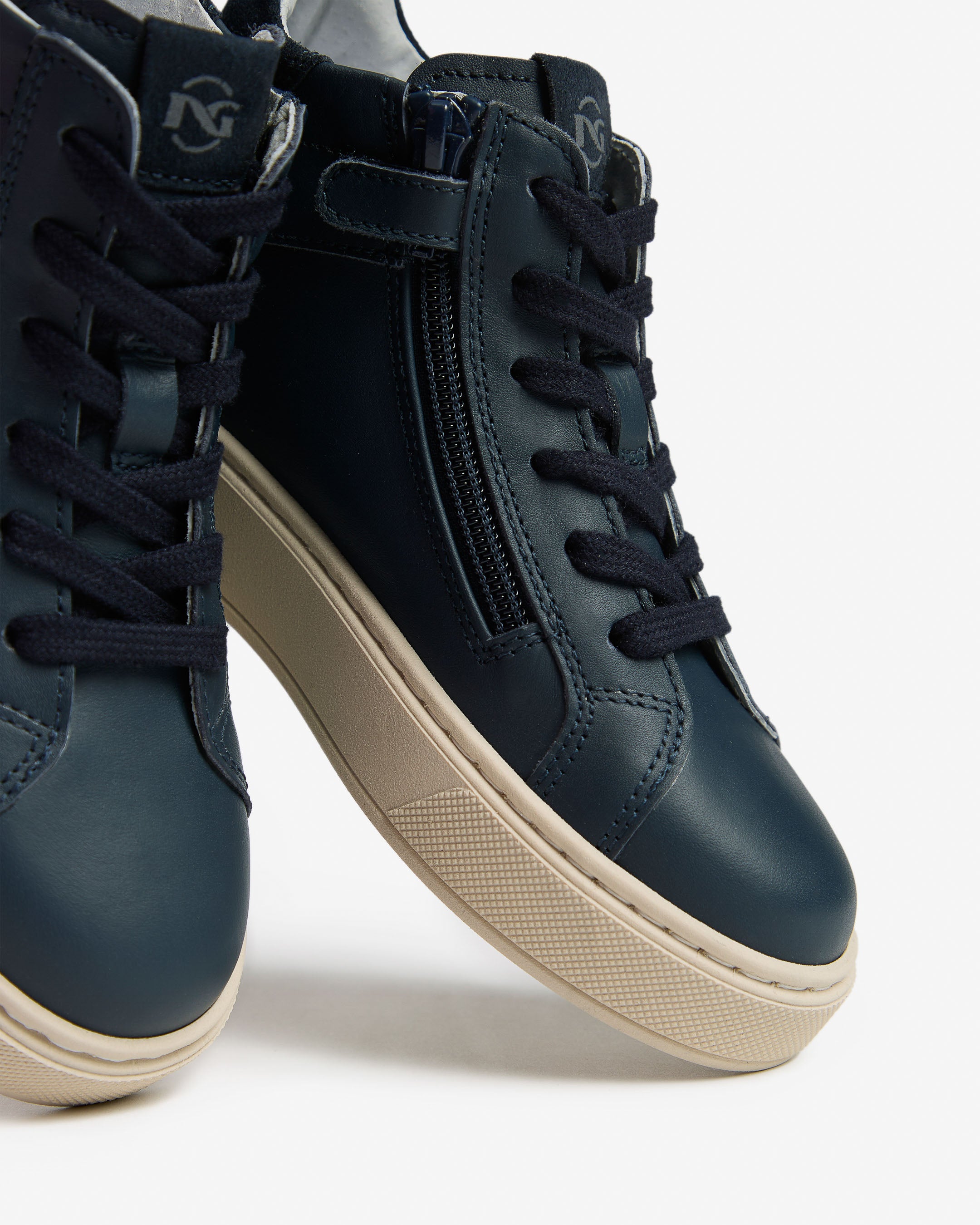  Baskets en cuir et daim pour adolescents