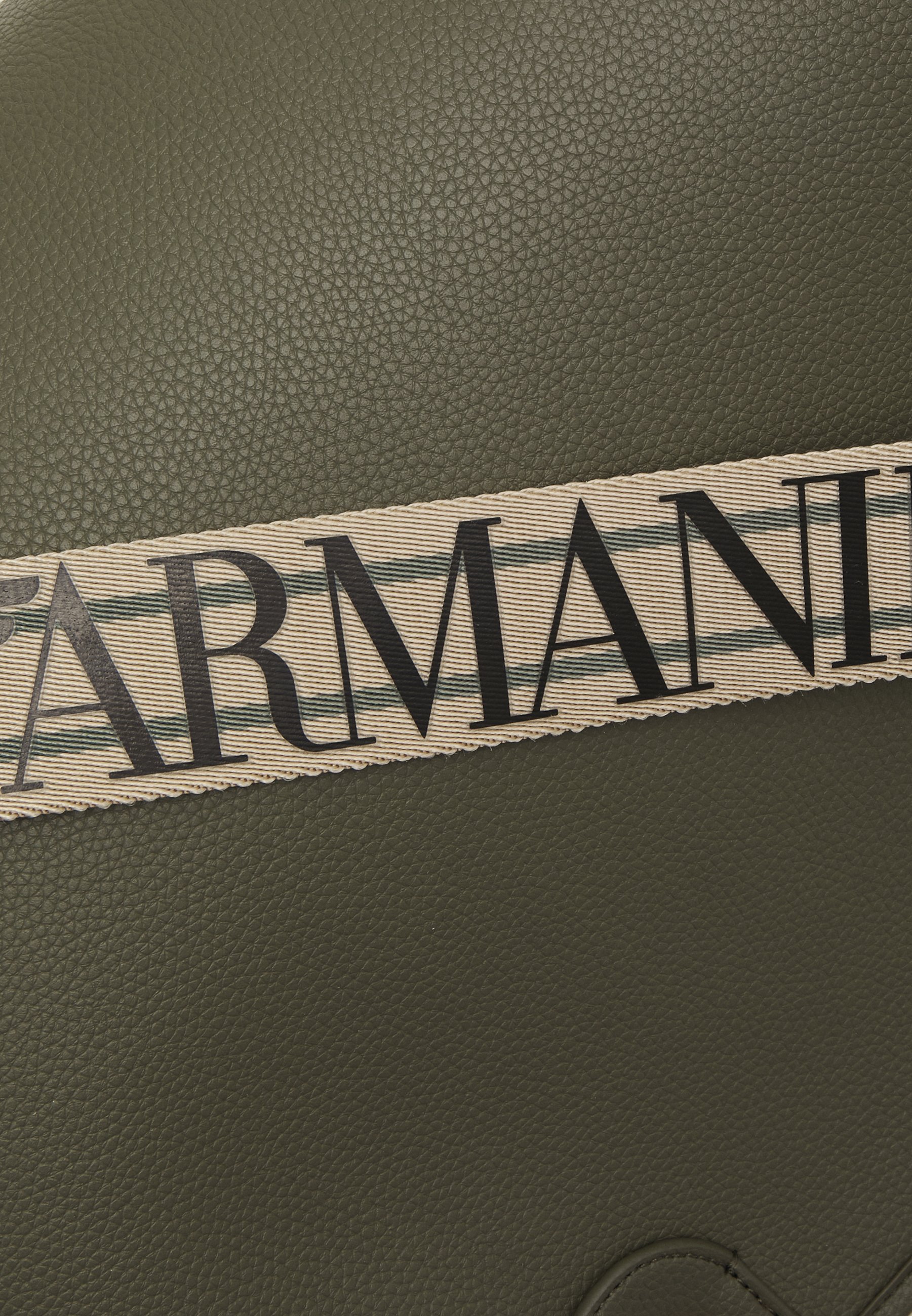 Emporio Armani TASSENSET - Tote bag - militair/leer