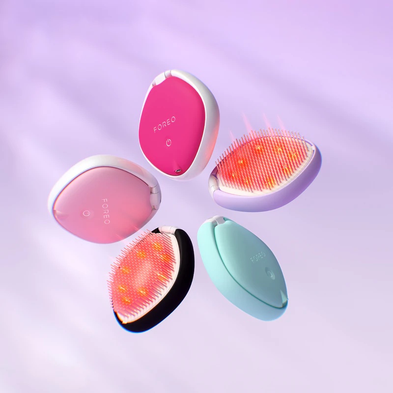 FOREO FLIP™ Play uzlabotā 3-in-1 LED matu ķemme