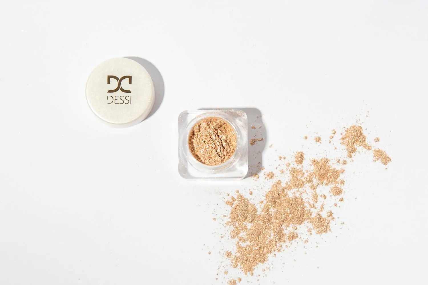 Dessi Pigment do powiek, 02 Stardust