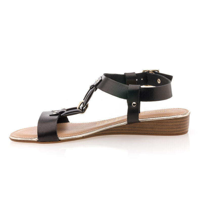 Sandali neri da donna / Scarpe aperte in punta