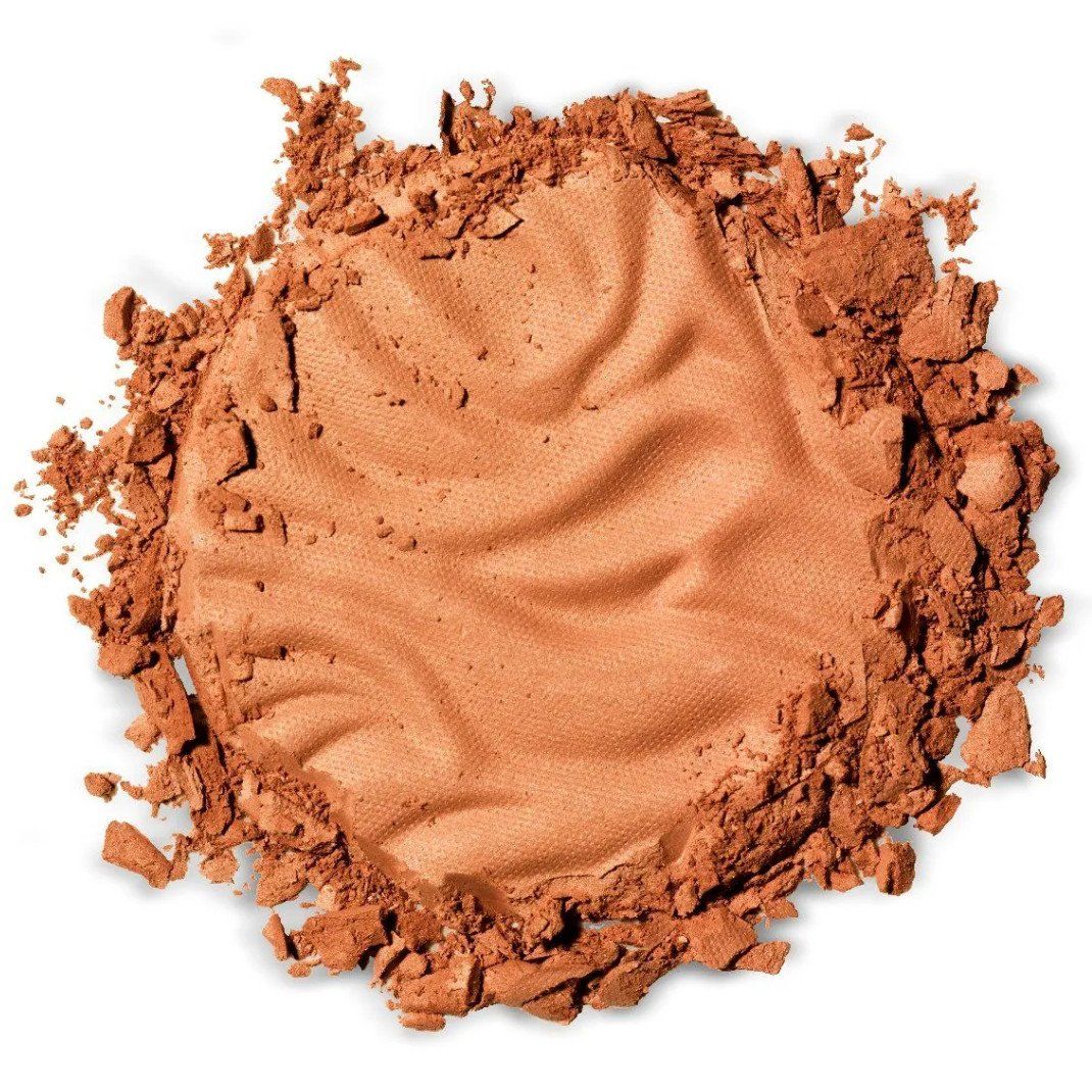 Bronzer u prahu s maslacem Bronzer u prahu Bronzeri za lice