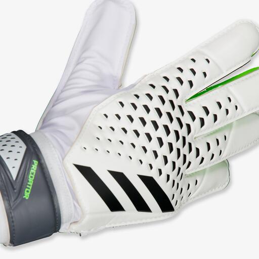  adidas Predator