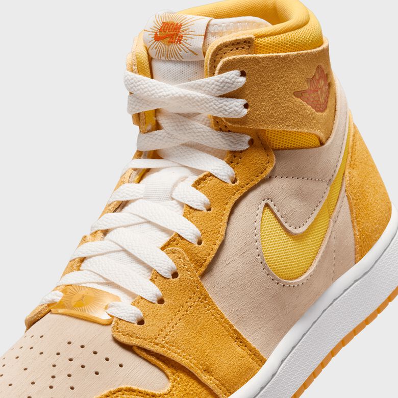 WMNS Air Jordan 1 ZM Air CMFT 2