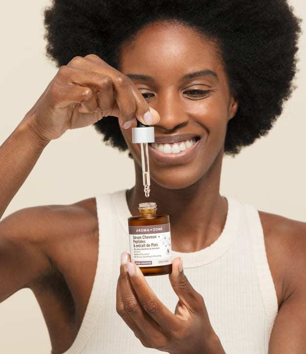 Siero anticaduta per capelli con peptidi ed estratto di pisello 50 ml • Flacone in vetro
